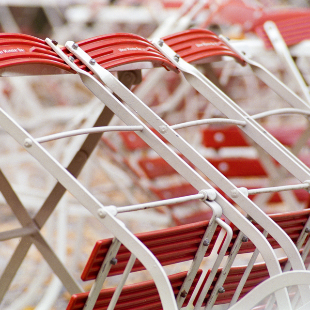 Folding Chairs III - ID 012367