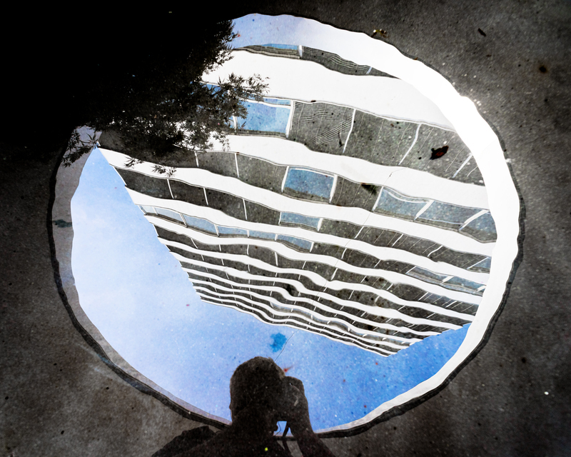 Look into the Fountains - ID 012435