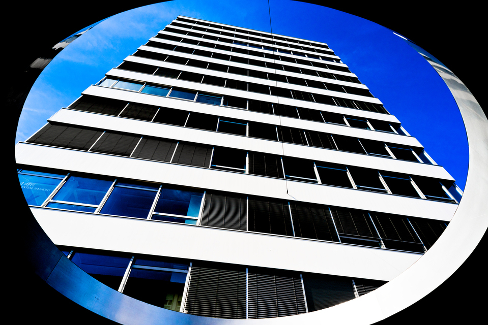 Building in the Hole - ID 012436