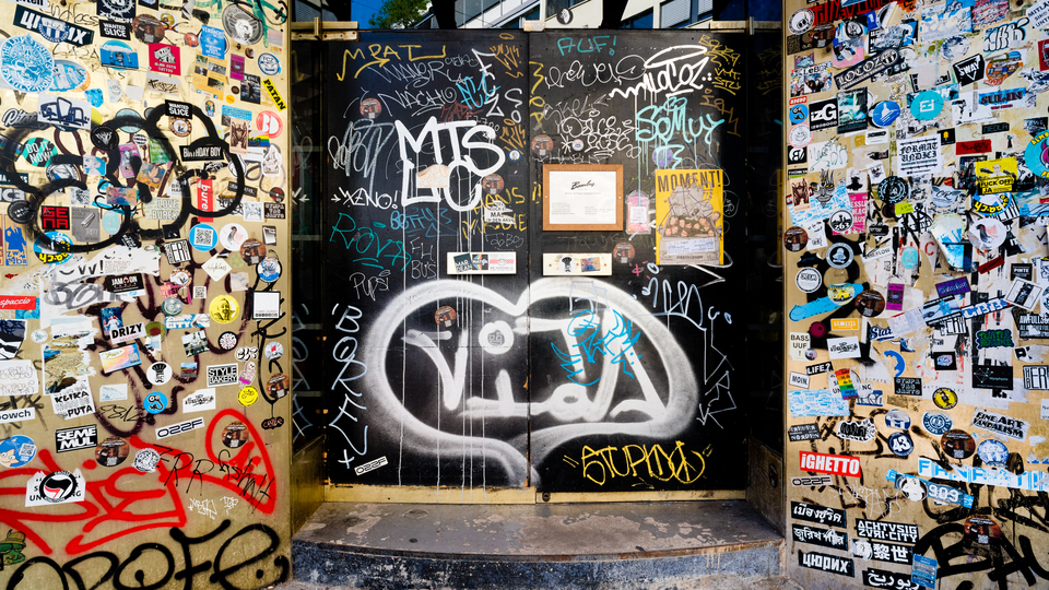 ZH Entrance - ID 012450