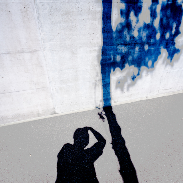 At the Concrete Wall - ID 012472