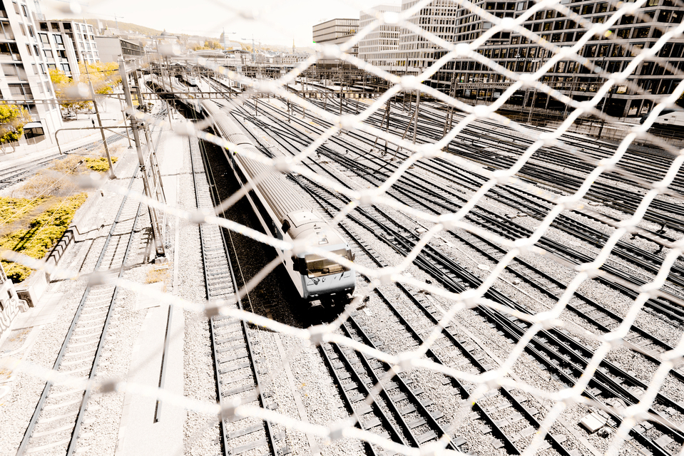 Train Station Bridge III - ID 012533