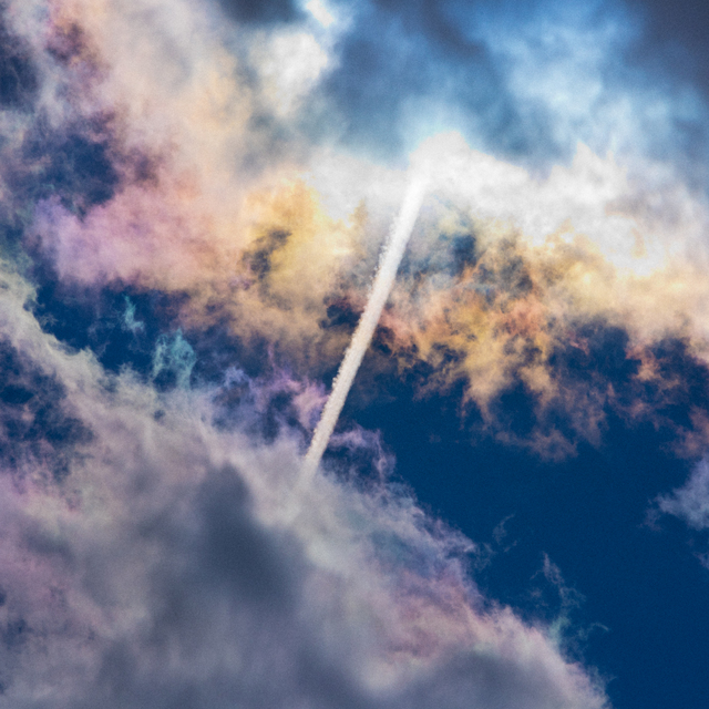 Connected Coulds - ID 012707