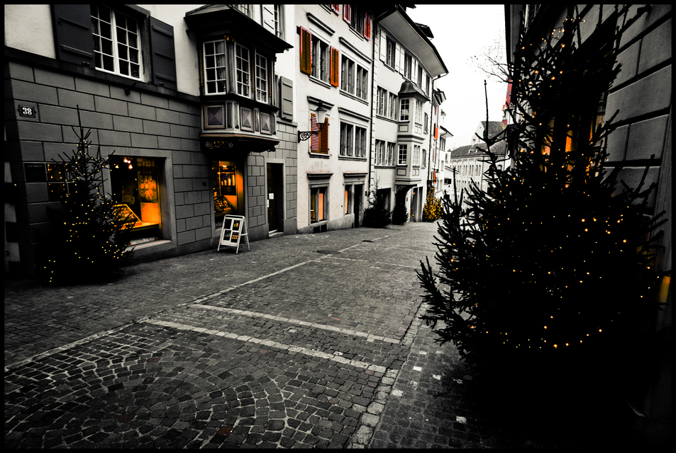 December Morning in Zurich III - ID 012776