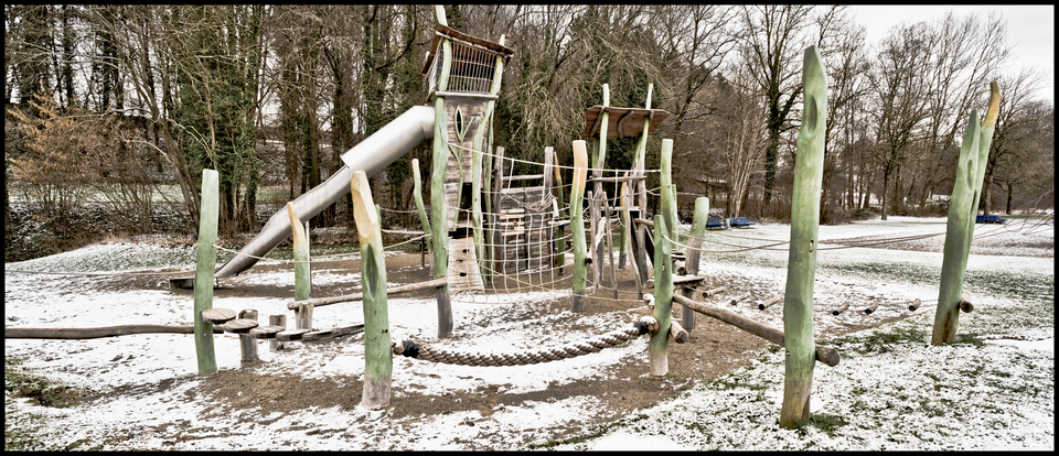 Playground in Winter I - ID 013072