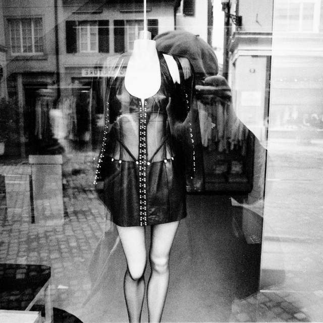 Headless with a Hat - ID 013115