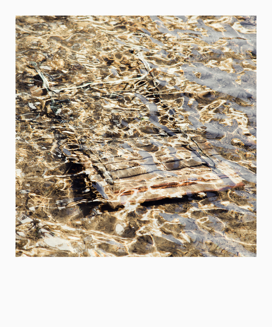 Underwater Chair I - ID 013179