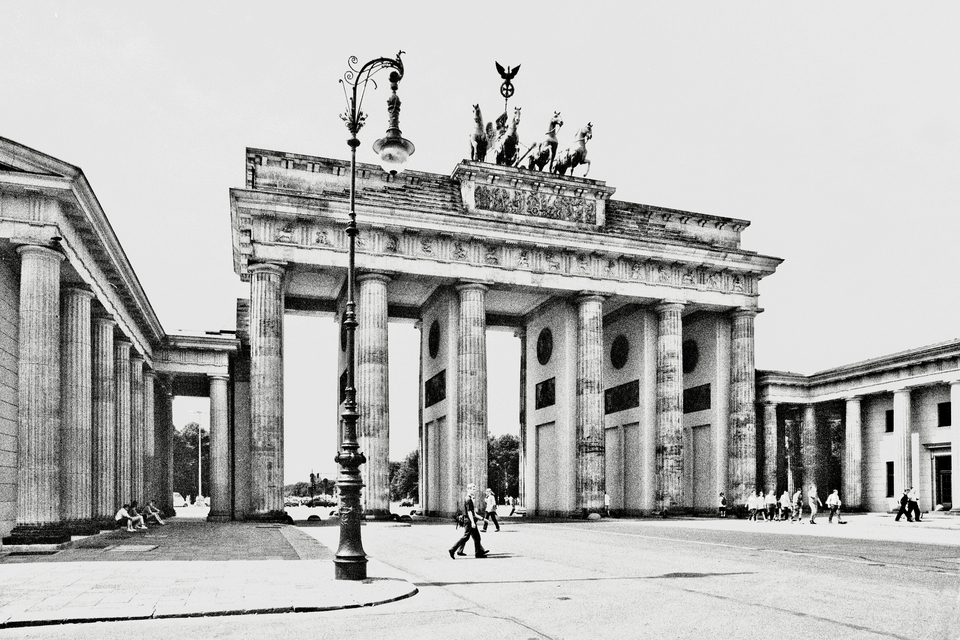 Brandenburg Gate I - ID 013334