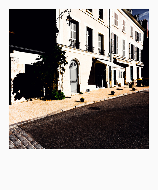 White Houses - ID 013375