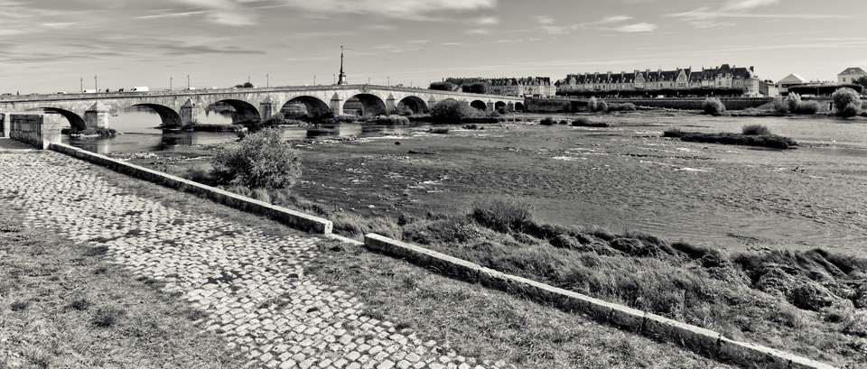 Blois Bridge III - ID 013409