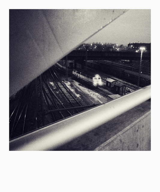 Diesel Locomotive under Bridge - ID 013428