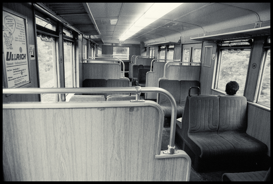Inside S-Bahn Berlin - ID 013728