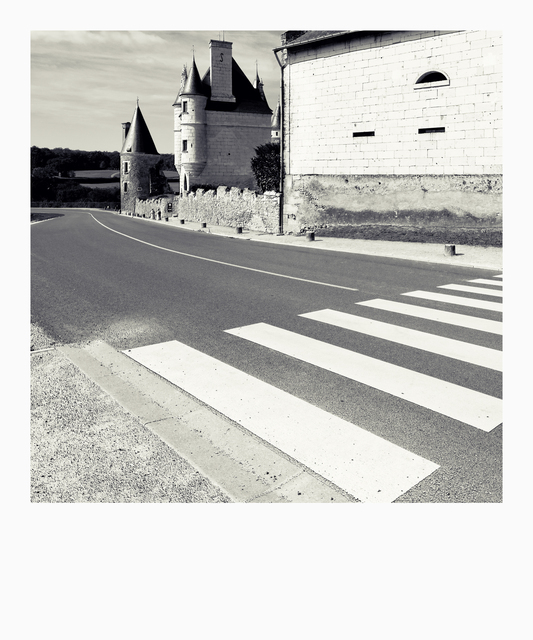 To the Castle - ID 013806