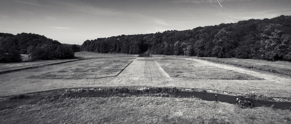 Countryside Castle Garden - ID 013820
