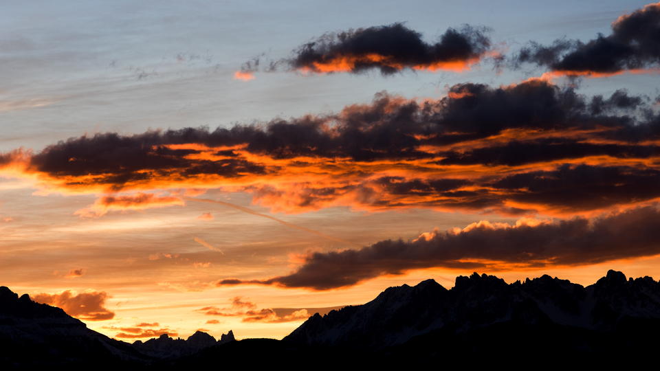 Above Bozen Dawn III - ID 014025