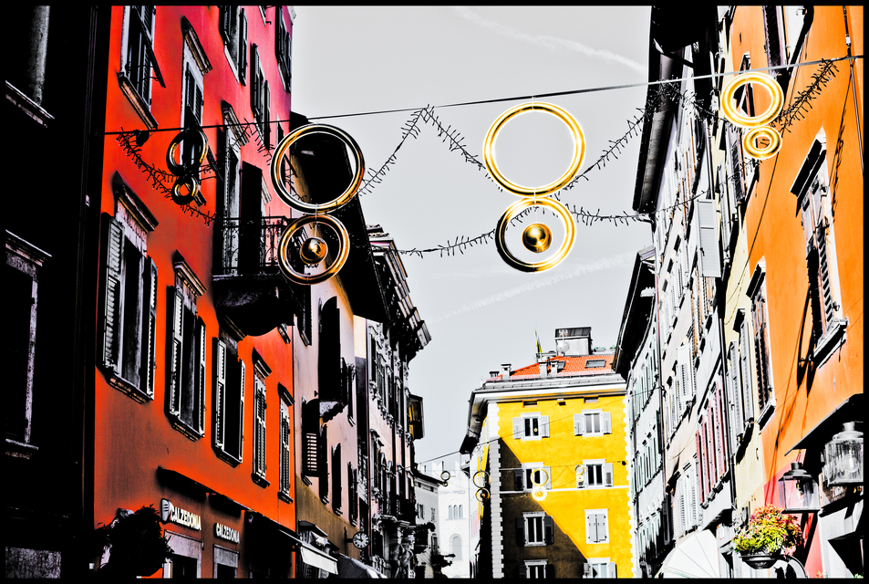Italian City before Xmas - ID 014106