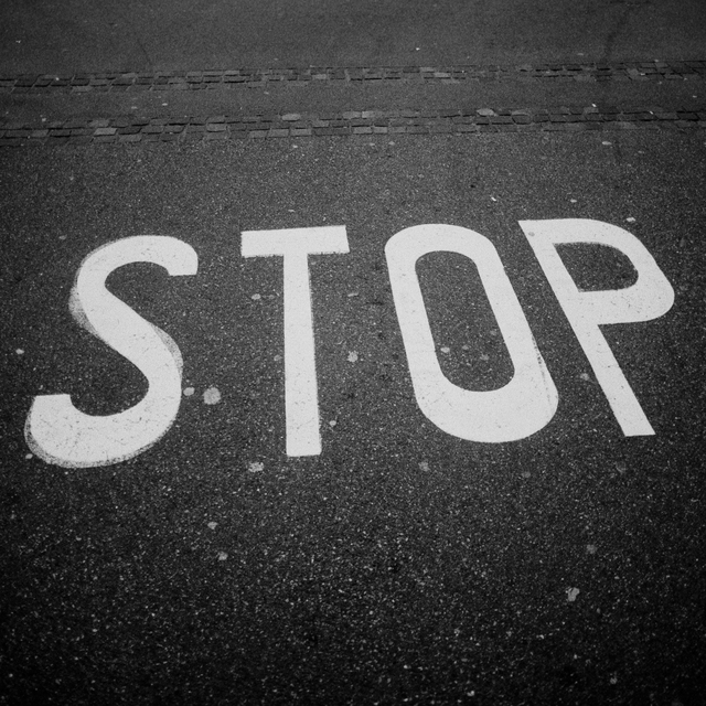 Repainted STOP - ID 014186
