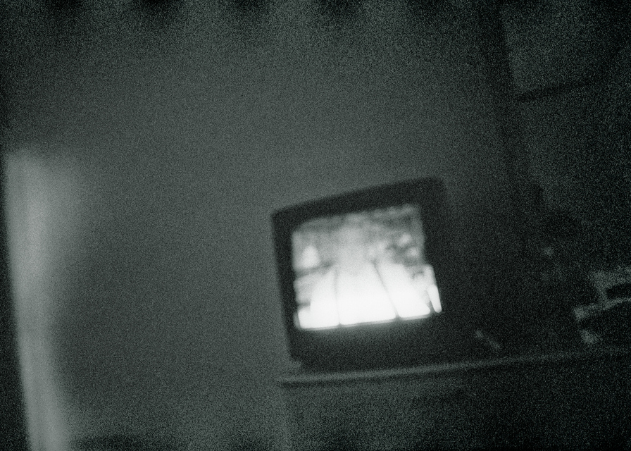 US TV in Hotel - ID 014283
